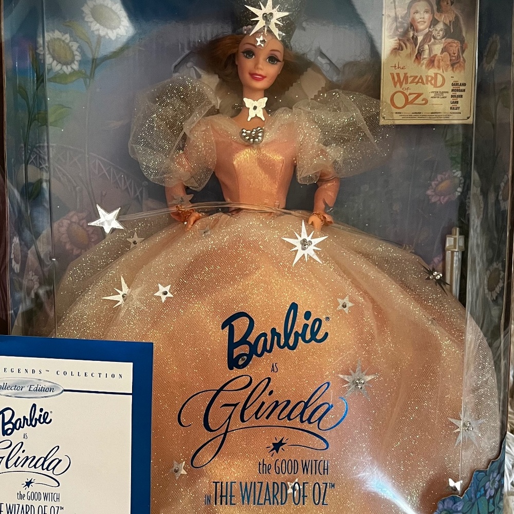 BARBIE 1996 --  GLINDA THE GOOD WITCH FROM THE WIZARD OF OZ - HOLLYWOOD LEGENDS